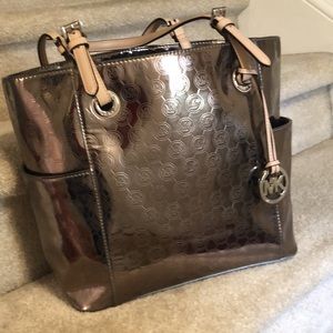 Michael Kors East West Jet Metallic Nickel Tote